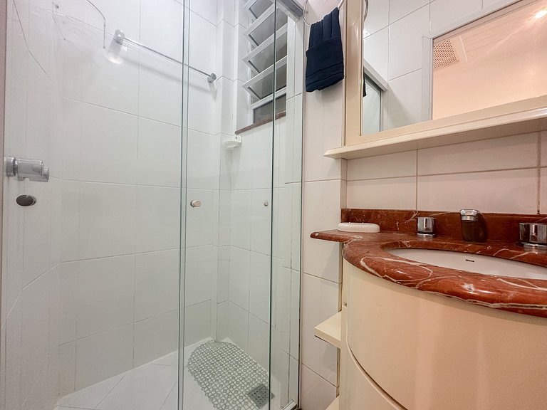 R08 Charming Vista Mar 1 quarto