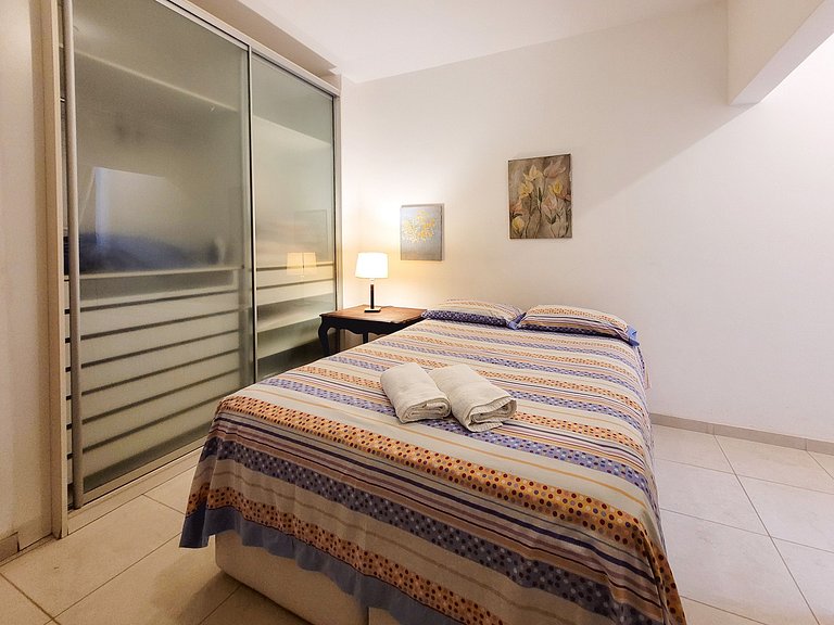 L581 Confortável apartamento 2 quartos