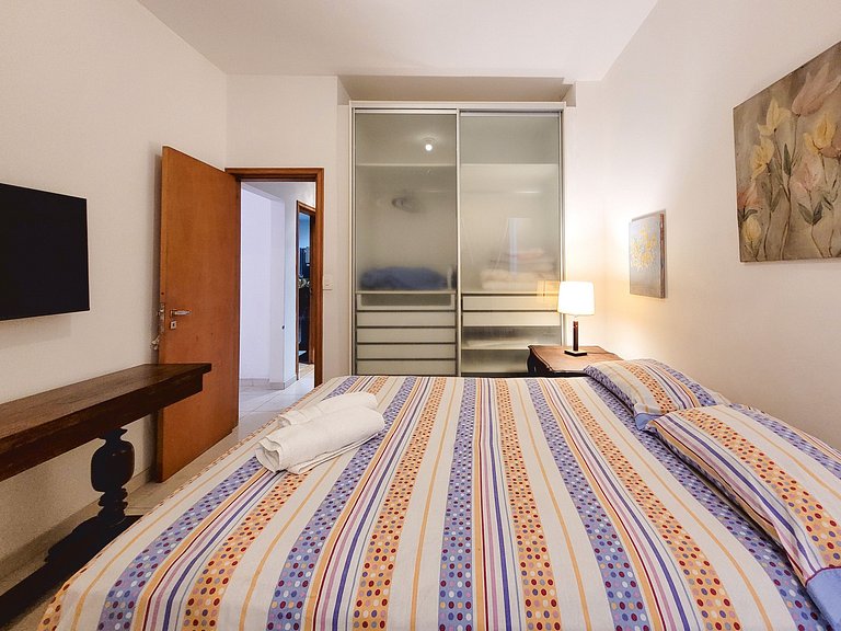 L581 Confortável apartamento 2 quartos