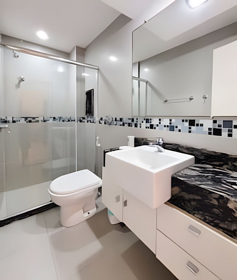 L21 Excelente Apartamento Vista Mar!