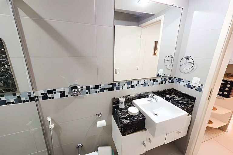 L21 Excelente Apartamento Vista Mar!