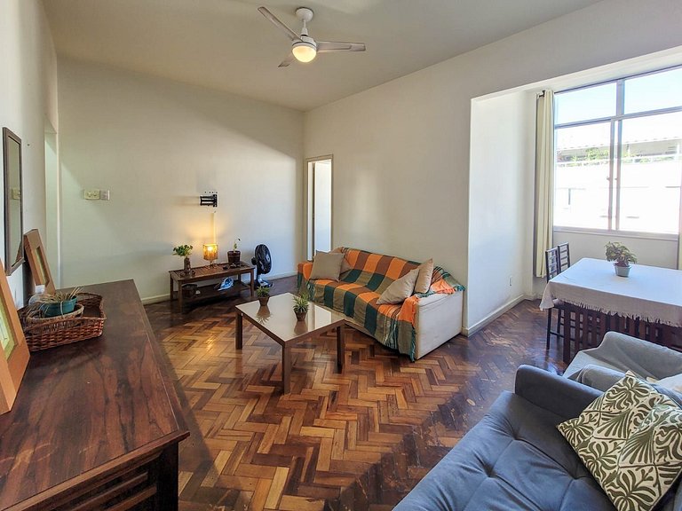 Bonito y espacioso Dpto en el Corazón de Copa!