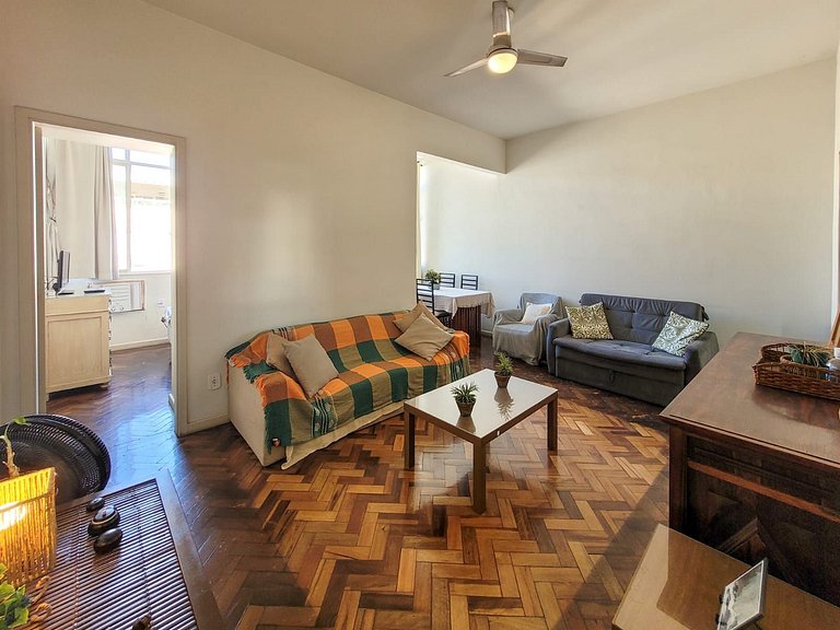 Bonito y espacioso Dpto en el Corazón de Copa!