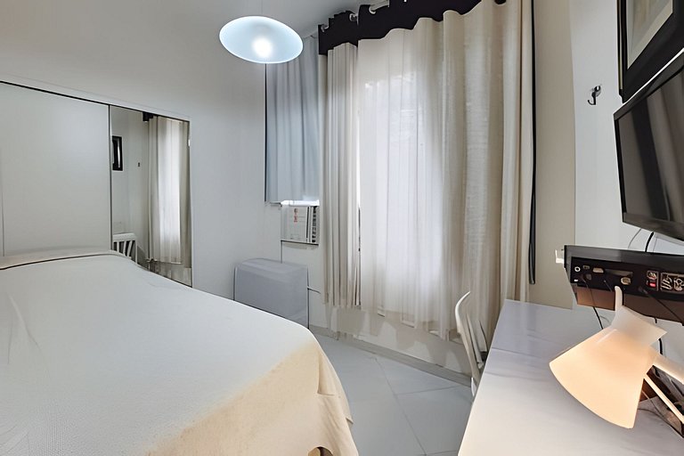 M54 Apto 2 qts a 120 mts da Praia, otima localizaçao