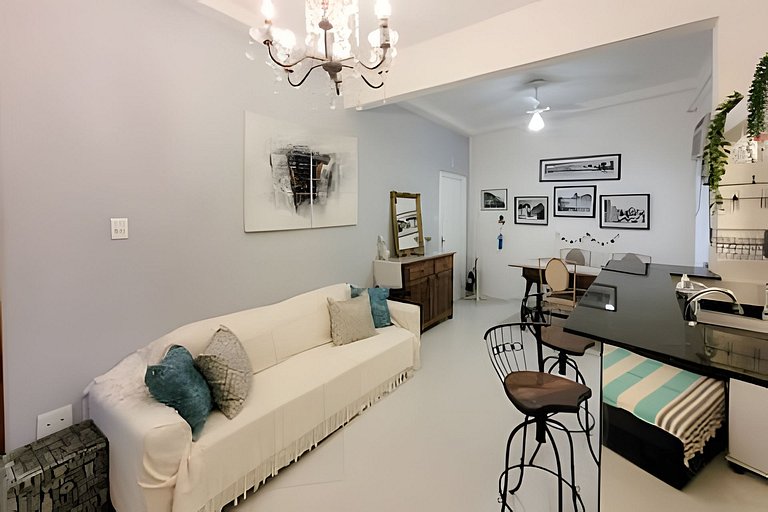 M54 Apto 2 qts a 120 mts da Praia, otima localizaçao