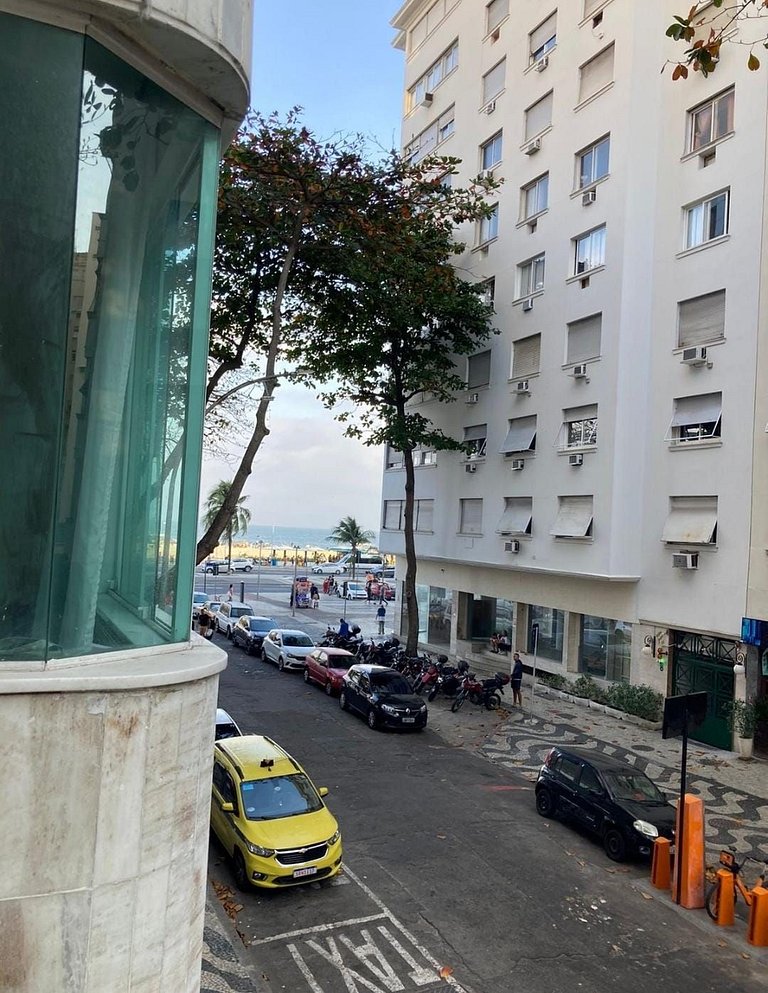 VA18 Apto 3 quartos, 50m da praia!