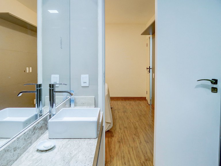 Apart Hotel con Excelente Vista al mar