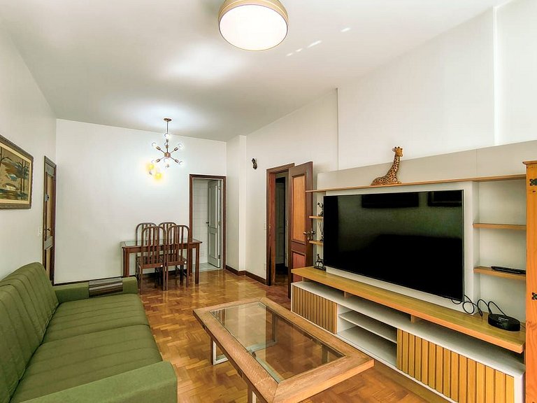 ML99 - Apartamento de 2 quartos, ótima localização