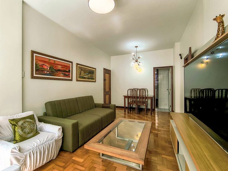 ML99 - Apartamento de 2 quartos, ótima localização