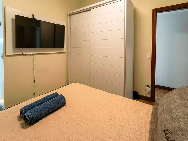ML99 - Apartamento de 2 quartos, ótima localização