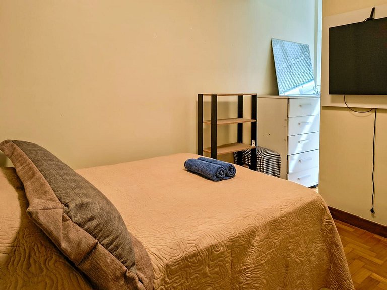 ML99 - Apartamento de 2 quartos, ótima localização