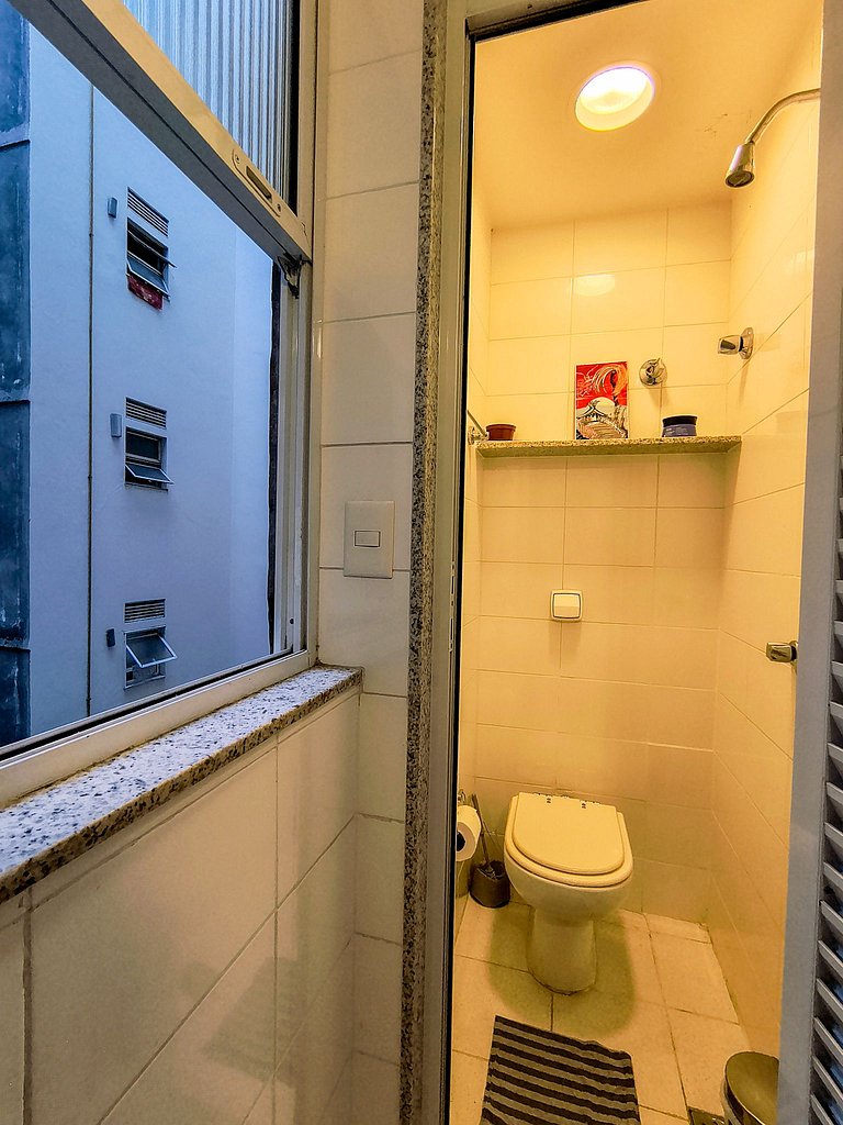 ML99 - Apartamento de 2 quartos, ótima localização