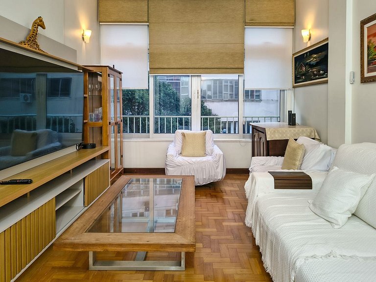 ML99 - Apartamento de 2 quartos, ótima localização