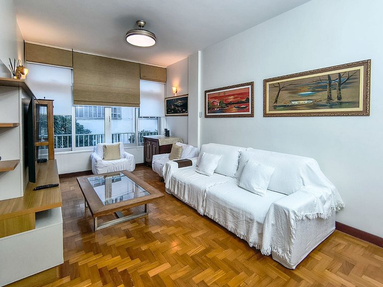 ML99 - Apartamento de 2 quartos, ótima localização