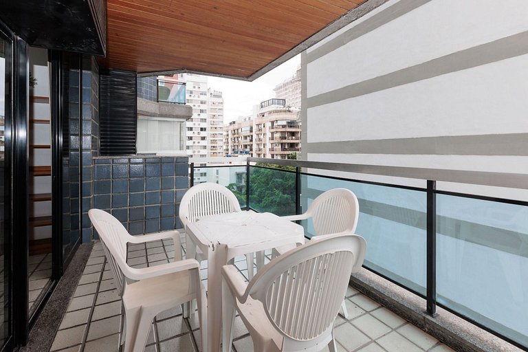 Excelente apartamento de Dois Quartos em Ipanema