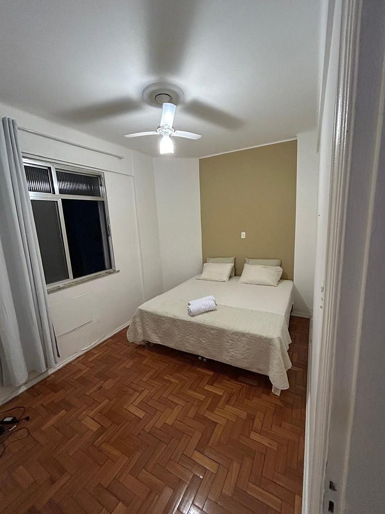 Apartamento espaçoso com 2 quartos e localização privilegiad