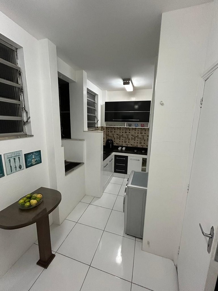 Apartamento espaçoso com 2 quartos e localização privilegiad