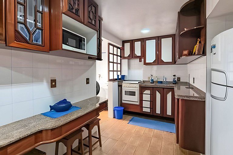 Charmoso apartamento a metros da PRAIA
