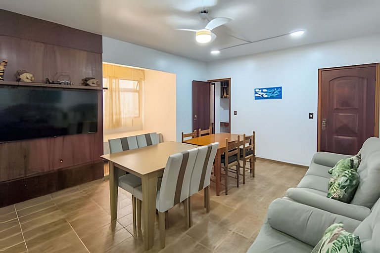 Charmoso apartamento a metros da PRAIA