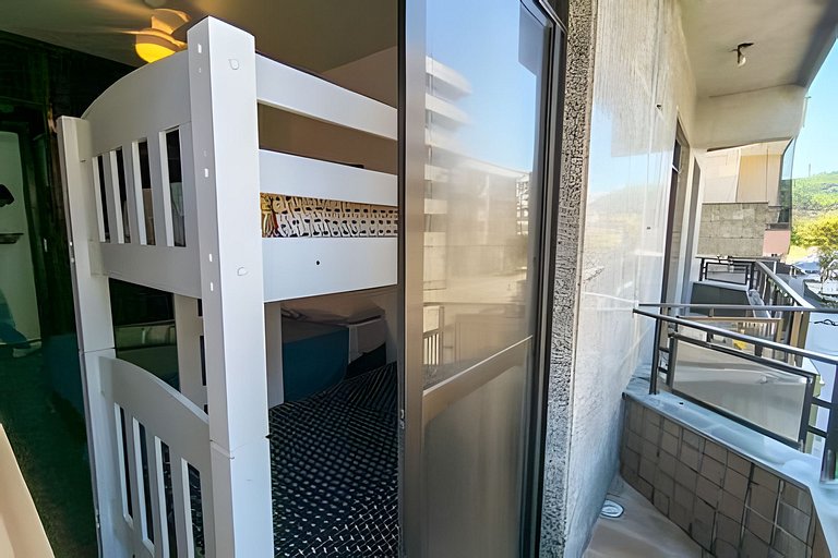 Charmoso apartamento a metros da PRAIA