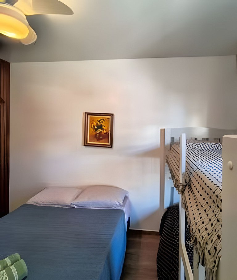 Charmoso apartamento a metros da PRAIA