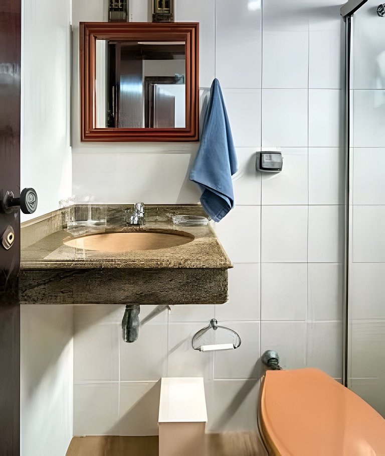 Charmoso apartamento a metros da PRAIA