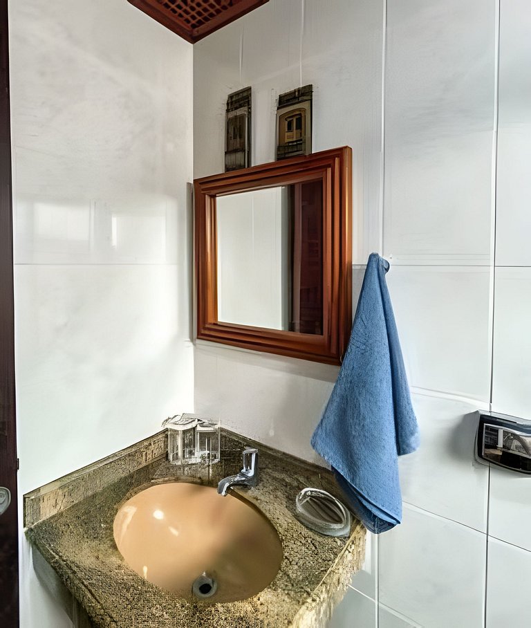 Charmoso apartamento a metros da PRAIA