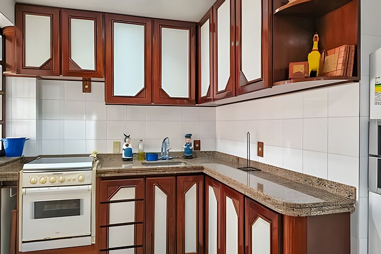 Charmoso apartamento a metros da PRAIA