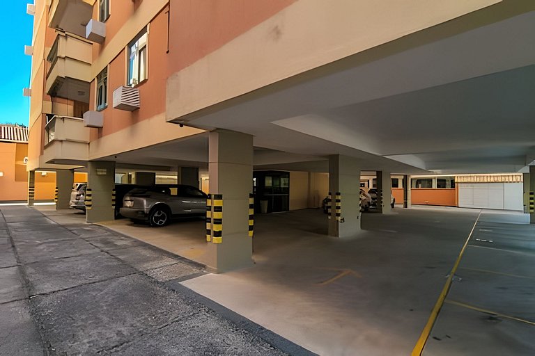 Aconchegante 2 quartos a 100 metros da praia
