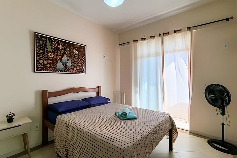 Aconchegante 2 quartos a 100 metros da praia